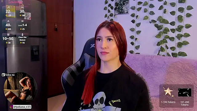 Snapshot of Amypond__ chatting on February 12, 9:01 pm Amypond online show from February 12, 9:01 pm