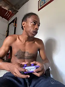 Larry-n-clouds online show from January 18, 5:28 pm