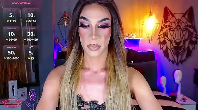 Snapshot of camila_hootie chatting on February 17, 2:31 am camila hootie online show from February 17, 2:31 am