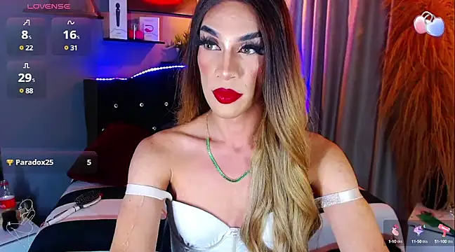 Snapshot of camila_hootie chatting on March 19, 7:18 am camila hootie online show from March 19, 7:18 am