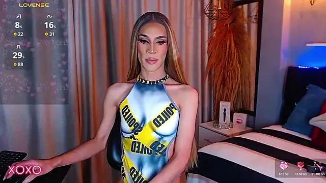 Snapshot of camila_hootie chatting on November 2, 7:27 pm camila hootie online show from November 2, 7:27 pm