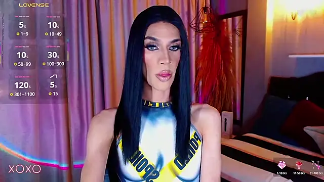 Snapshot of camila_hootie chatting on November 17, 8:14 pm camila hootie online show from November 17, 8:14 pm