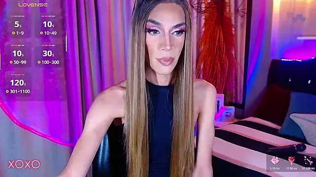 Snapshot of camila_hootie chatting on November 23, 7:24 pm camila hootie online show from November 23, 7:24 pm