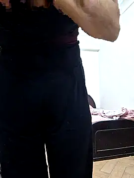 Snapshot of Rozittaa chatting on October 4, 10:02 am Rozittaa online show from October 4, 10:02 am