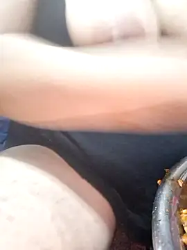 Snapshot of Rozittaa chatting on October 20, 2:50 pm Rozittaa online show from October 20, 2:50 pm