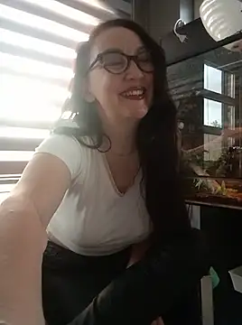 Snapshot of CamilleDesire chatting on September 26, 5:06 pm CamilleDesire online show from September 26, 5:06 pm