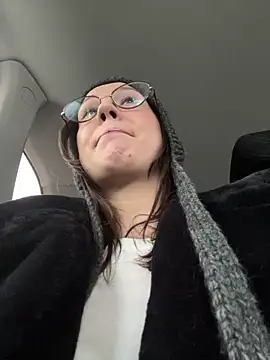 Snapshot of RinaCat chatting on December 3, 5:48 am RinaCat online show from December 3, 5:48 am