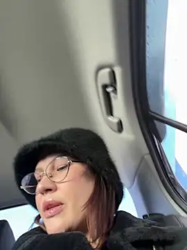 RinaCat online show from March 9, 5:44 am