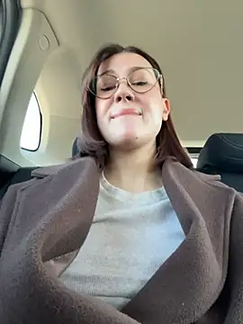 RinaCat online show from April 2, 5:49 am