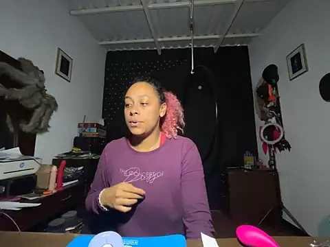 Cata Blue   online show from October 29, 3:14 pm