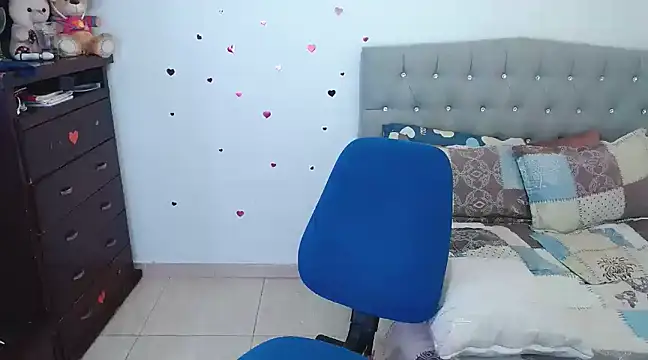 Georgina Copper online show from February 17, 2:37 pm