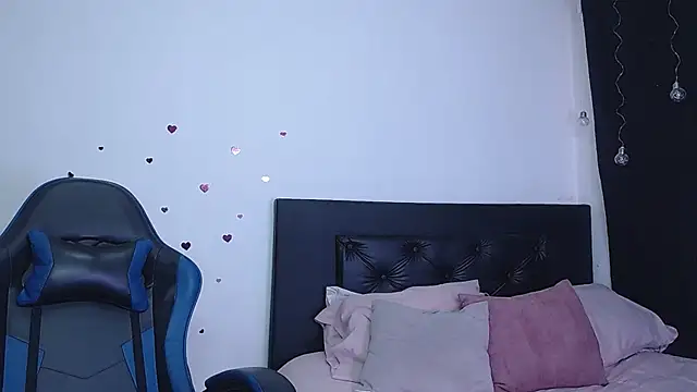 Georgina Copper online show from April 25, 9:45 pm