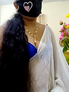 Snapshot of Ameera19 chatting on February 7, 6:24 pm Ameera19 online show from February 7, 6:24 pm