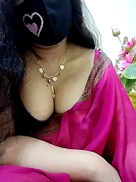Snapshot of Ameera19 chatting on February 8, 9:15 pm Ameera19 online show from February 8, 9:15 pm