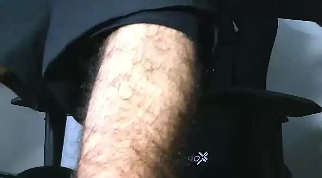 Snapshot of Luan-wood chatting on March 15, 3:51 am Luan-wood online show from March 15, 3:51 am