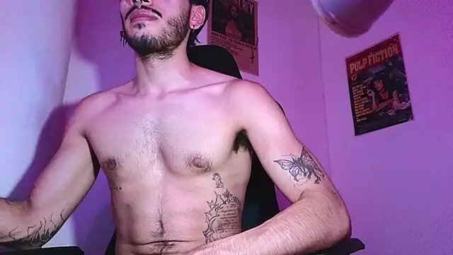 Snapshot of Luan-wood chatting on November 25, 6:02 am Luan-wood online show from November 25, 6:02 am