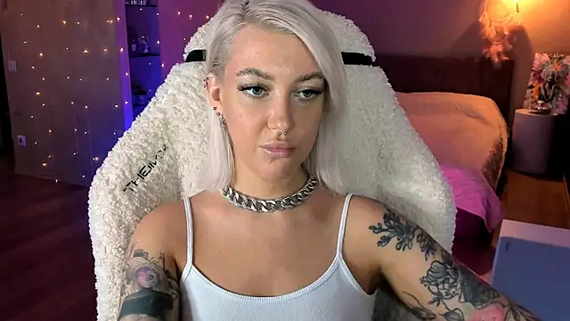 tykioty Miley online show from November 8, 10:59 am