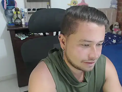 JOHANLEON1 online show from April 9, 12:32 am