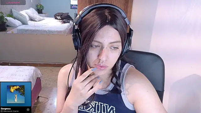 Eli666uwu online show from October 2, 6:04 pm