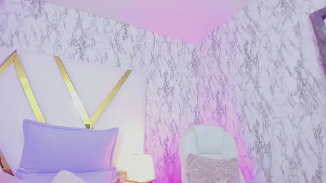 Athziry  online show from January 24, 11:34 pm