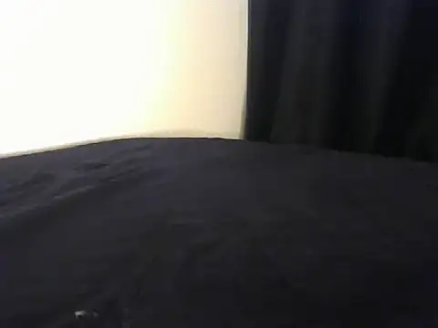 Snapshot of _luna_nyx chatting on December 5, 2:11 pm  luna nyx online show from December 5, 2:11 pm