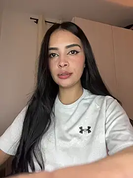 Snapshot of soy_paulina chatting on July 16, 4:07 am soy paulina online show from July 16, 4:07 am