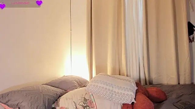 Snapshot of _lady_sophie chatting on April 11, 8:46 pm lady sophie online show from April 11, 8:46 pm