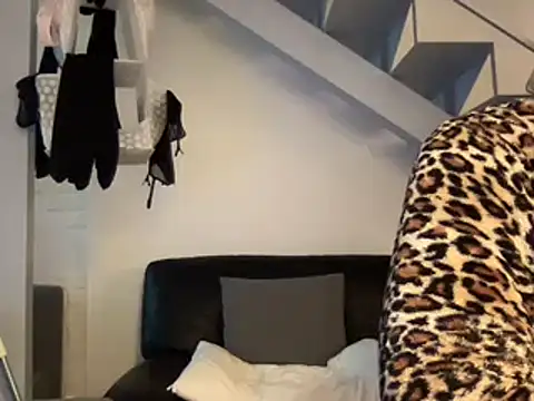 Snapshot of EroticVenetian chatting on March 10, 5:07 pm EroticVenetian online show from March 10, 5:07 pm