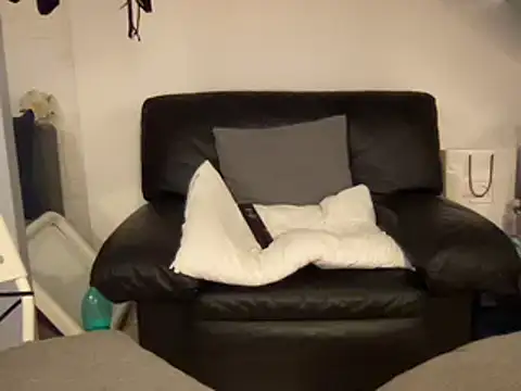 Snapshot of EroticVenetian chatting on March 13, 9:16 pm EroticVenetian online show from March 13, 9:16 pm