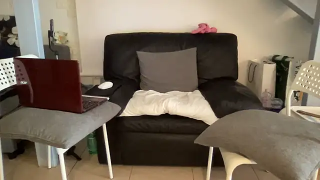 Snapshot of EroticVenetian chatting on March 22, 7:15 am EroticVenetian online show from March 22, 7:15 am