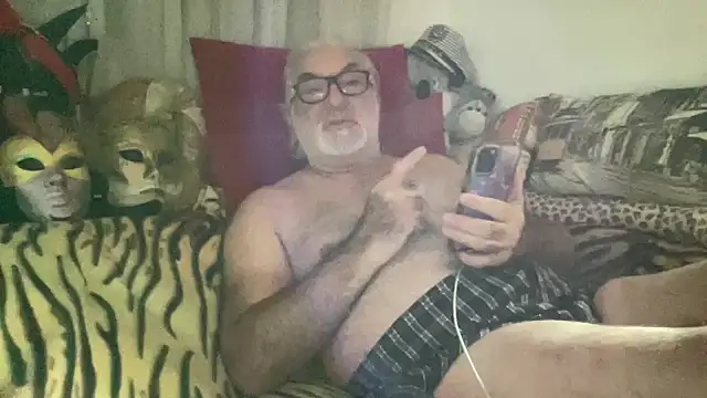 Snapshot of EroticVenetian chatting on September 29, 5:23 am EroticVenetian online show from September 29, 5:23 am