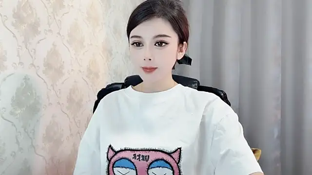 Snapshot of VIWVI chatting on January 14, 5:51 am VIWVI online show from January 14, 5:51 am