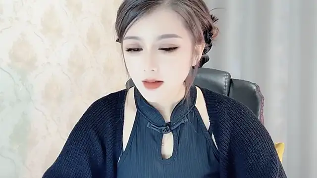 Snapshot of VIWVI chatting on March 1, 8:23 am VIWVI online show from March 1, 8:23 am