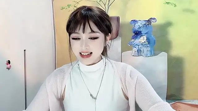 Snapshot of VIWVI chatting on March 13, 5:54 am VIWVI online show from March 13, 5:54 am