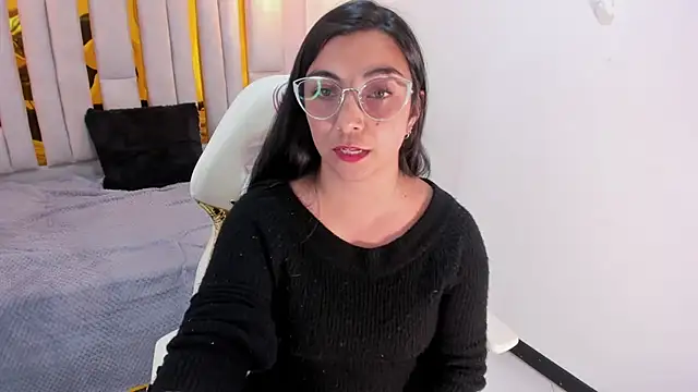 Snapshot of Karla_hernandez_ chatting on January 31, 5:10 pm Karla hernandez  online show from January 31, 5:10 pm