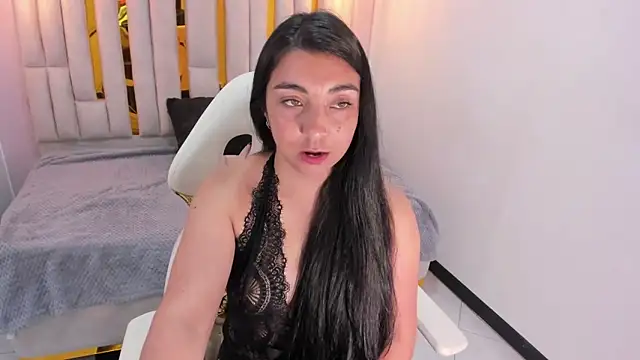 Snapshot of Karla_hernandez_ chatting on February 7, 5:07 pm Karla hernandez  online show from February 7, 5:07 pm