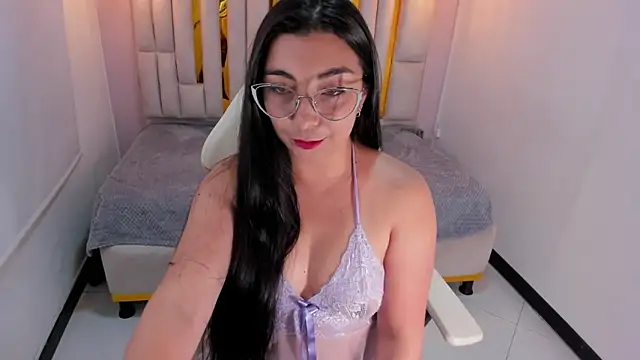 Snapshot of Karla_hernandez_ chatting on February 28, 11:14 am Karla hernandez  online show from February 28, 11:14 am