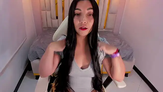 Snapshot of Karla_hernandez_ chatting on March 1, 11:06 am Karla hernandez  online show from March 1, 11:06 am