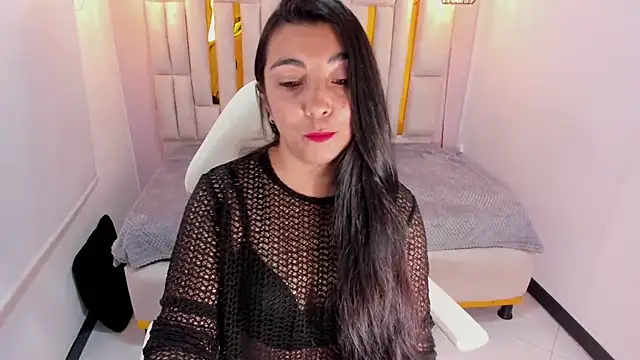 Snapshot of Karla_hernandez_ chatting on March 5, 11:17 am Karla hernandez  online show from March 5, 11:17 am