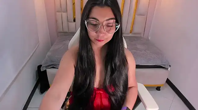 Snapshot of Karla_hernandez_ chatting on March 11, 11:01 am Karla hernandez  online show from March 11, 11:01 am