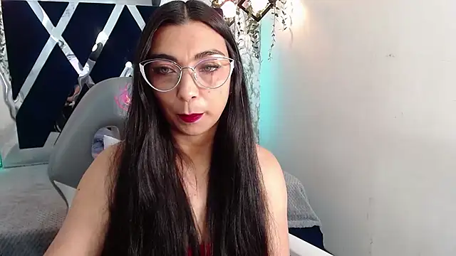 Snapshot of Karla_hernandez_ chatting on September 19, 12:17 pm Karla hernandez  online show from September 19, 12:17 pm