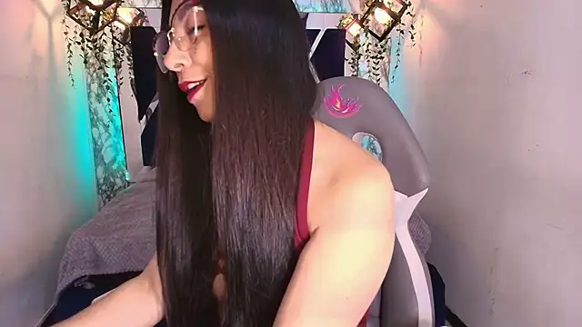 Snapshot of Karla_hernandez_ chatting on October 23, 11:42 am Karla hernandez  online show from October 23, 11:42 am