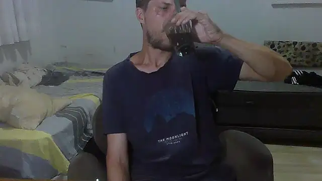 Snapshot of prorafadodoce chatting on December 8, 11:19 pm prorafadodoce online show from December 8, 11:19 pm