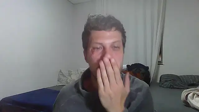 Snapshot of prorafadodoce chatting on September 23, 7:55 am prorafadodoce online show from September 23, 7:55 am