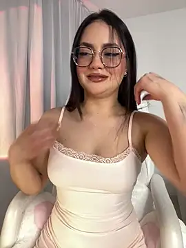 montmariana online show from February 20, 3:56 am