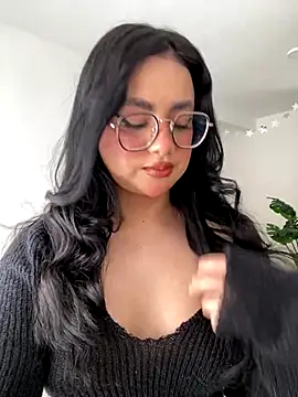 montmariana online show from September 12, 5:35 pm