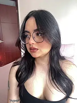 montmariana online show from March 10, 3:50 pm