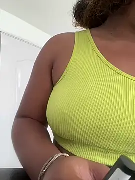 ashley Tompson1 online show from January 17, 1:13 pm