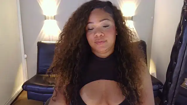 ashley Tompson1 online show from January 18, 3:16 pm