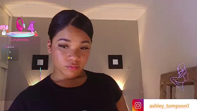 ashley Tompson1 online show from March 21, 12:28 pm